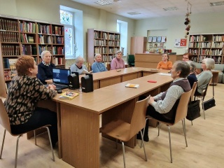 Švenčionių rajono savivaldybės viešojoje bibliotekoje vyksta skaitymo klubo “Pasakyki ką skaitai”...