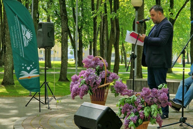 Poezijos pavasario šventė Švenčionių miesto parke