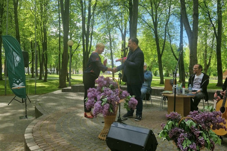 Poezijos pavasario šventė Švenčionių miesto parke