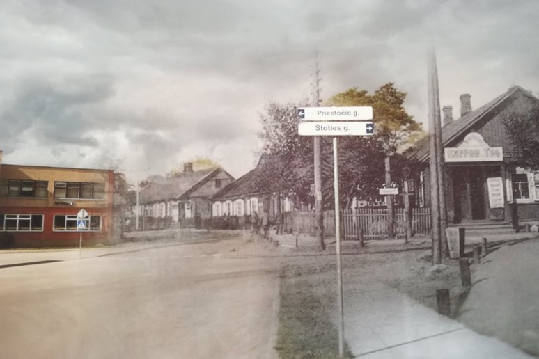 Švenčionėlių miesto paštas ir buvę gyvenamieji namai.