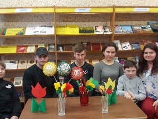 Kūrybinis užsiėmimas „Laisvės spalvos Lietuvai“ Stanislavavo bibliotekoje